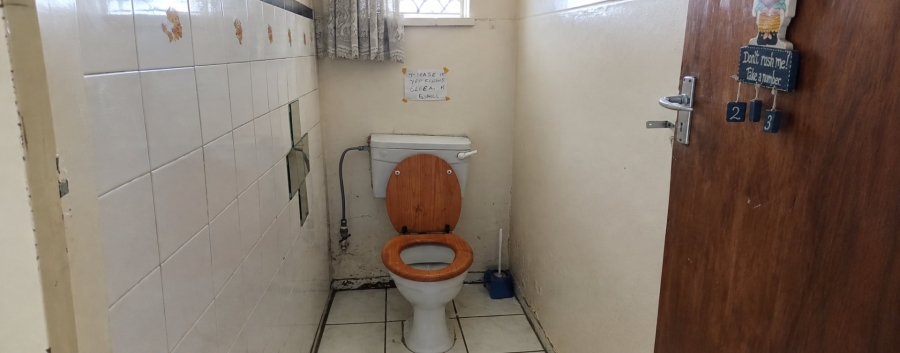 6 Bedroom Property for Sale in Sasolburg Ext 3 Free State